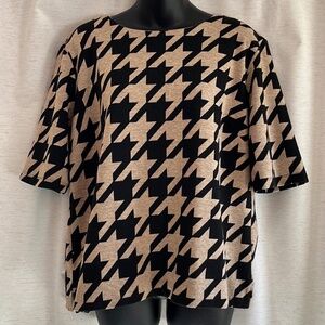 Liz Claiborne XL houndstooth short sleeve shirt